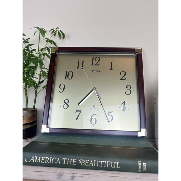 Vintage Citizen Quartz 12” Wall Clock Japan / Retro 1980’s Vibe / Office Home - Picture 6 of 7